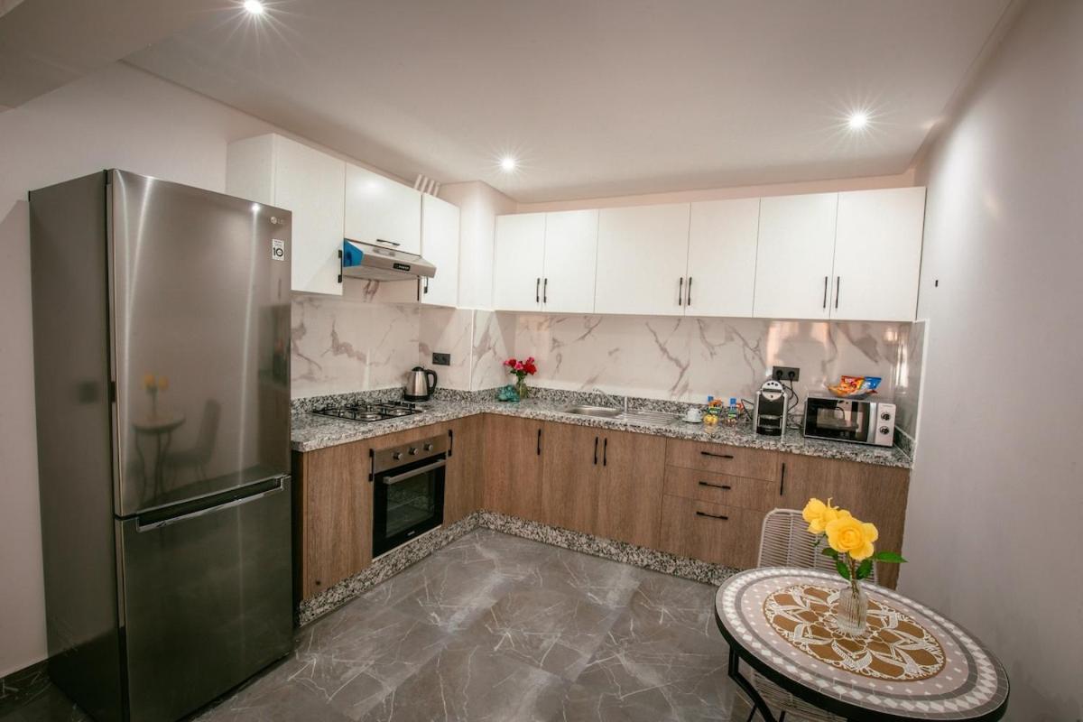 Golden Palm Apartamento *